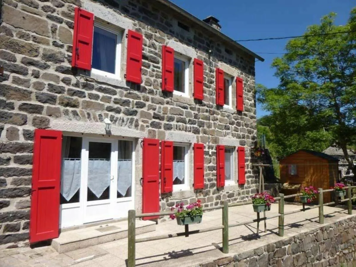 Gite Paisible Et Chaleureux Avec Grande Terrasse - Activites Nature Et Patrimoine A Proximite - Fr-1-582-143 Les Estables Holiday home